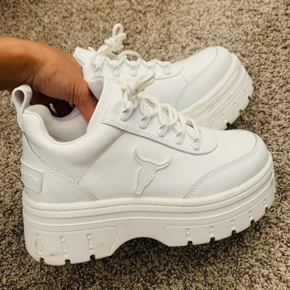 Buffalo Windsor Smith Sneakers